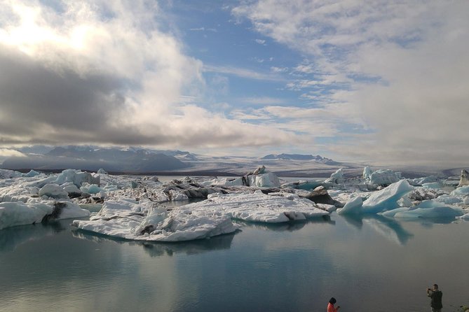 Glacier Lagoon, Diamond Beach, Black Sand Beaches and Waterfalls - Taking in Black Sand Beaches