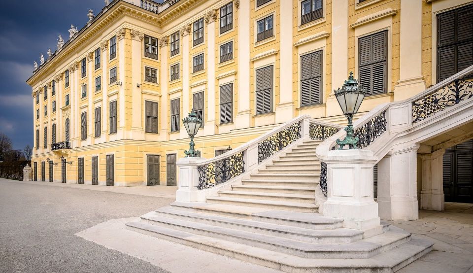 Half-Day History Tour of Schönbrunn Palace - Opulent Decor