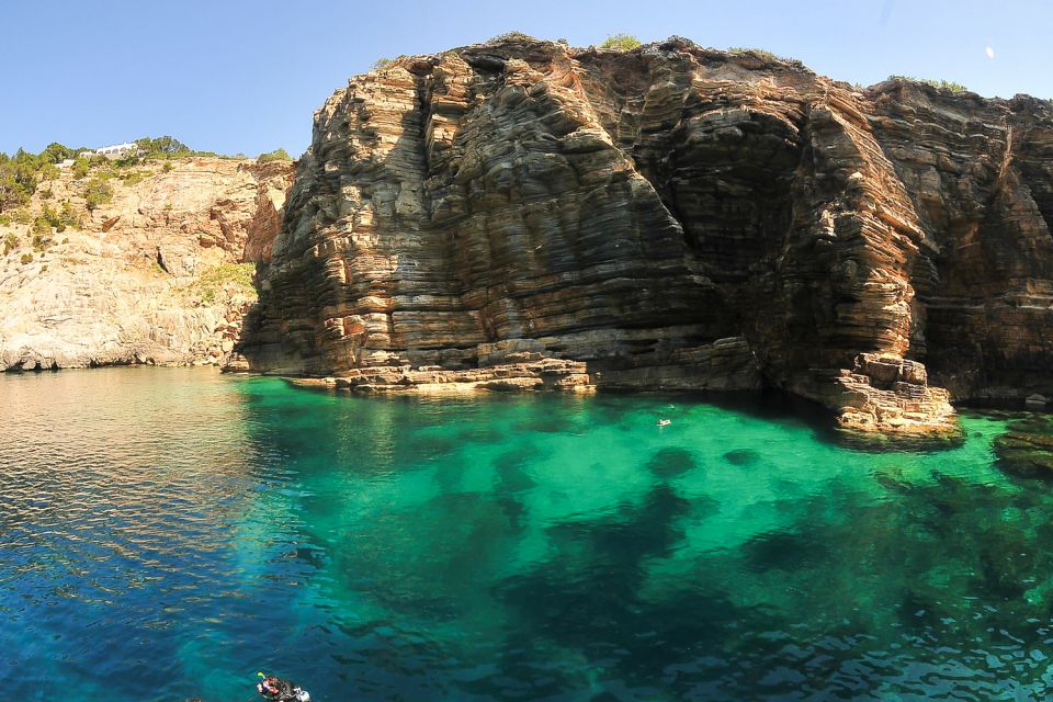 Ibiza: Beaches and Caves Instagram Boat Tour - Included Refreshments