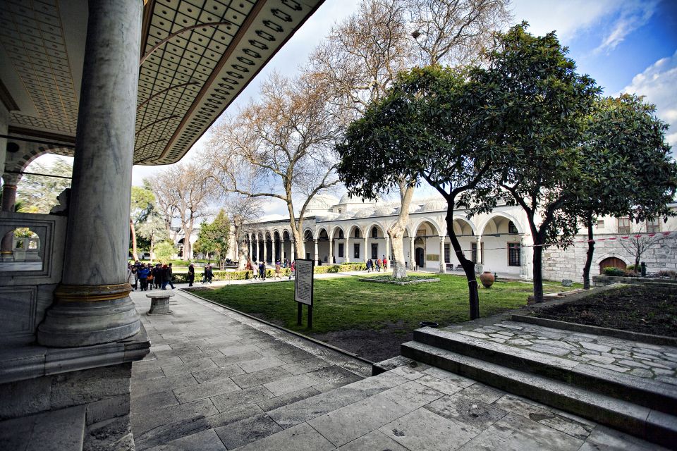 Istanbul Classics Half-Day Afternoon Tour - Group Size