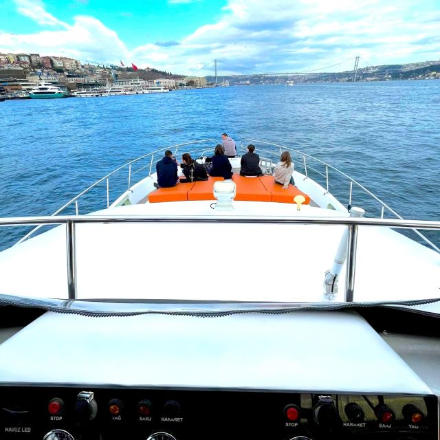 Istanbul: Daytime Bosphorus Yacht Cruise With Fruit & Snacks - Meeting Point and Access