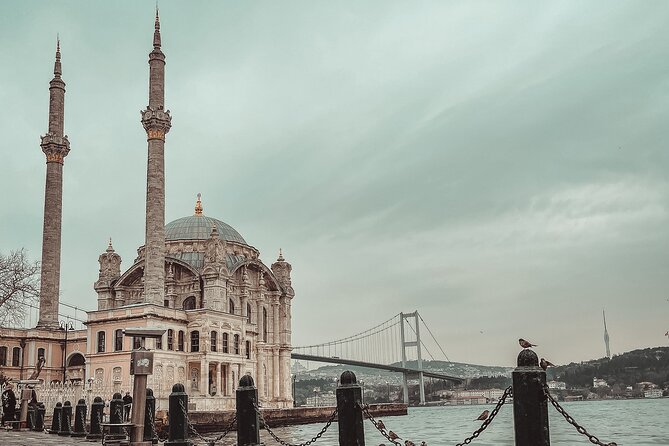 Istanbul Must See: Hagia Sophia, Blue Mosque, Topkapi Palace, Basilica Cistern, Bosphorus Tour - Visiting the Blue Mosque