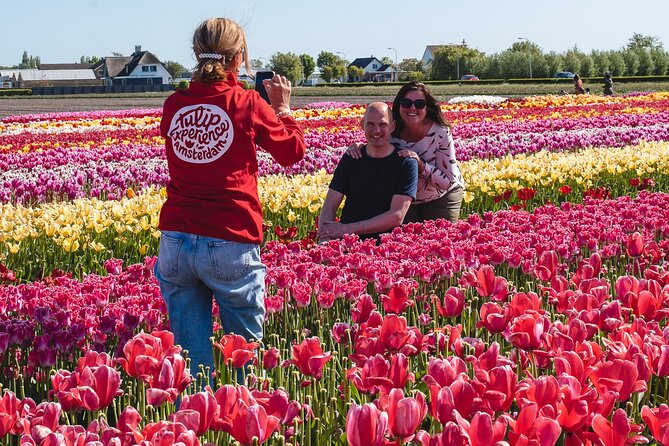 Keukenhof Gardens & Tulip Experience Guided Tour From Amsterdam - Tulip Farm Visit