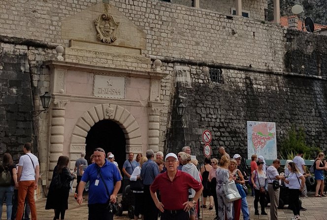 Kotor Old Town Small-Group Walking Tour - Tour Accessibility