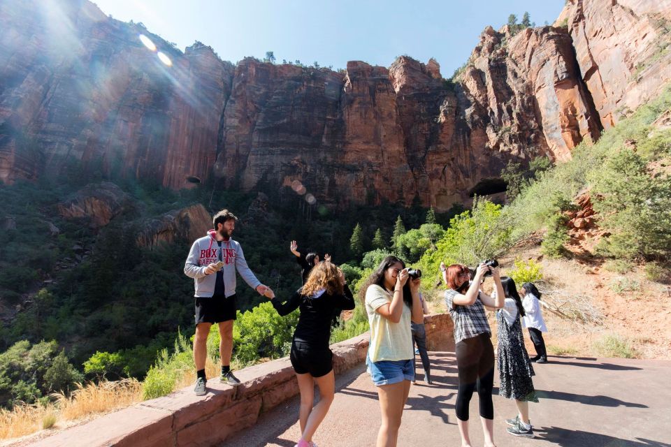 Las Vegas: Valley of Fire and Zion National Park 1-Day Tour - Transportation