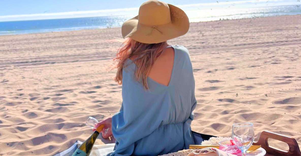 Lisbon: Beach Brunch Picnic With Set-Up and Transfers - Flexibility in Booking and Cancellation