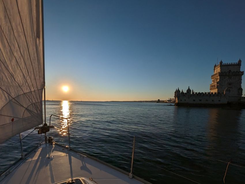 Lisbon: Private Boat Tour. Sailing Experience & Sunset. - Tagus River Sunset Cruise