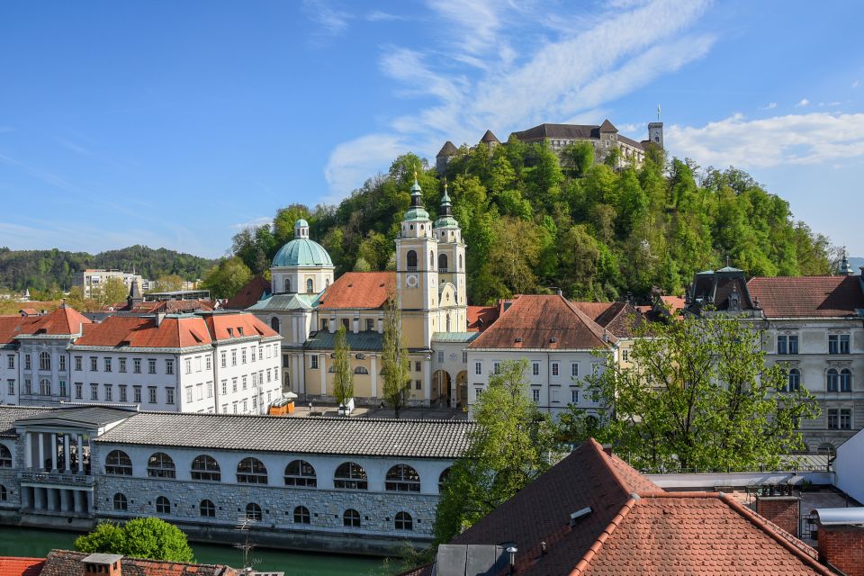 Ljubljana: Guided Walk & Funicular Ride to Ljubljana Castle - Booking and Cancellation