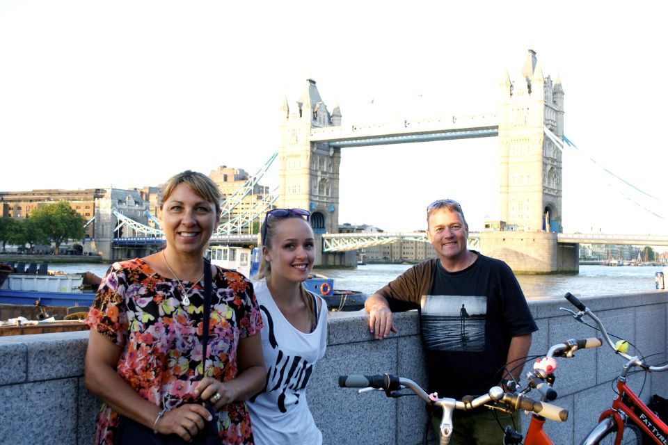 London: River Thames Evening Bike Tour With Beer Tasting - Cycle Through Londons Heart