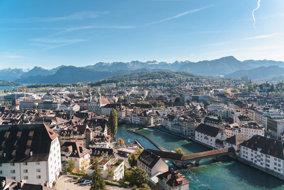 Lucerne: Guided Walking Tour With an Official Guide - Customer Reviews and Ratings