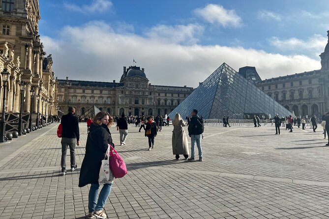 Mamma Mia! Guided Tour of the Louvre Museum in Paris - A Kid-Friendly Activity - Meeting Point Location