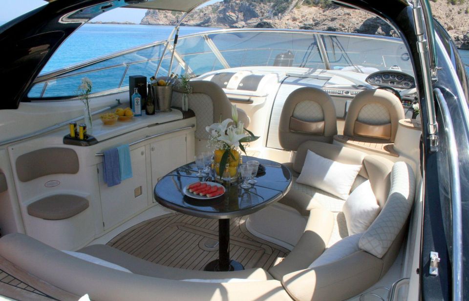 Marbella: Private Cruise in Yacht - Booking and Cancellation Policy