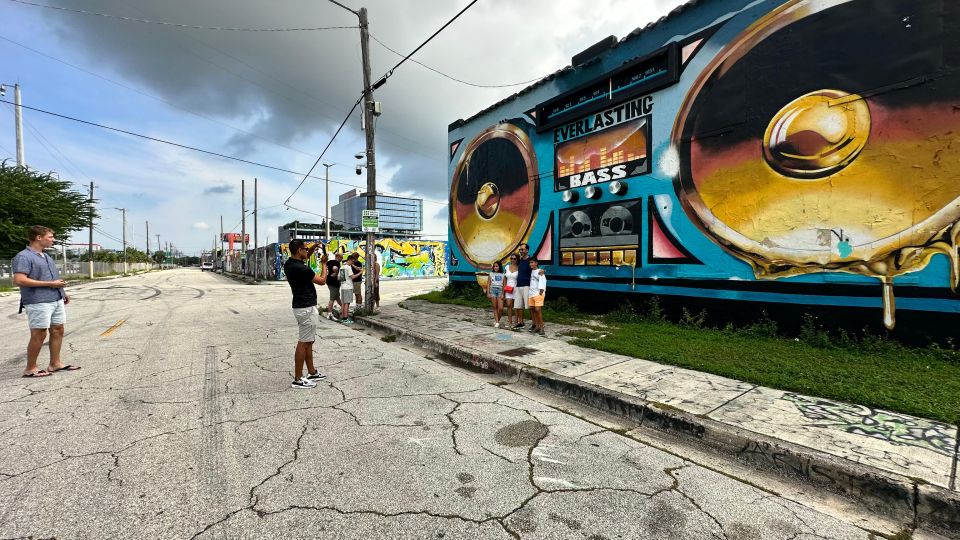 Miami: Private Sightseeing and Highlights Exploring Tour - Calle Ocho, Little Havana