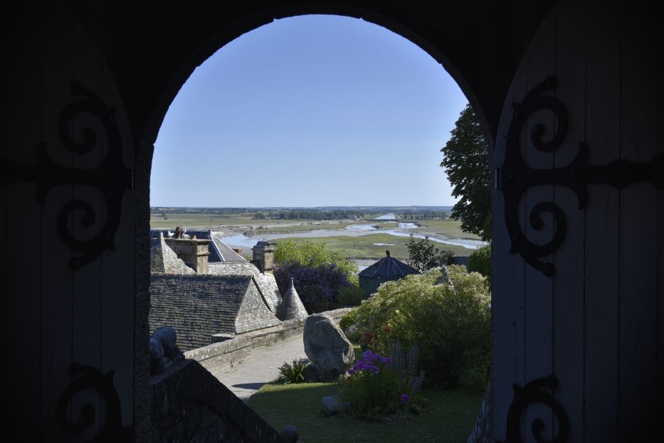 Mont Saint-Michel: 3 Museums Entry Pass - Logis Tiphaine