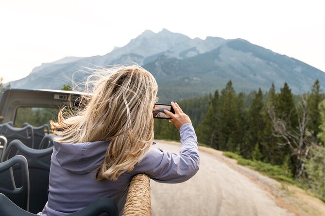 Moraine & Lake Louise Hop On / Off Open-Top Double Decker Shuttle Explorer - Highlights and Key Features