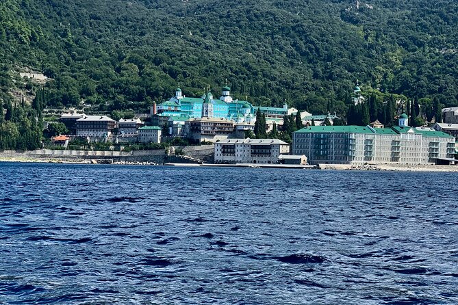 Mount Athos Sightseeing Luxury Cruise With Glassbottom - Onboard Experiences