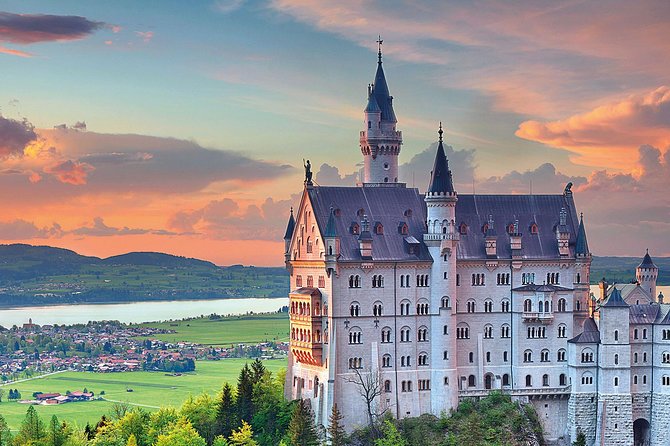 Neuschwanstein Castle Luxurious Private Tour From Munich - Private Tour Experience