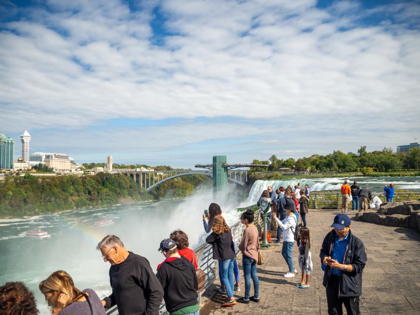 Niagara Falls: Maid of the Mist & Cave of the Winds Tour - Maid of the Mist Boat Tour