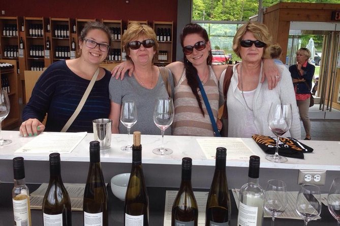 Niagara-On-The-Lake Small Group Wine Tour With Picnic Lunch - Dietary Accommodations