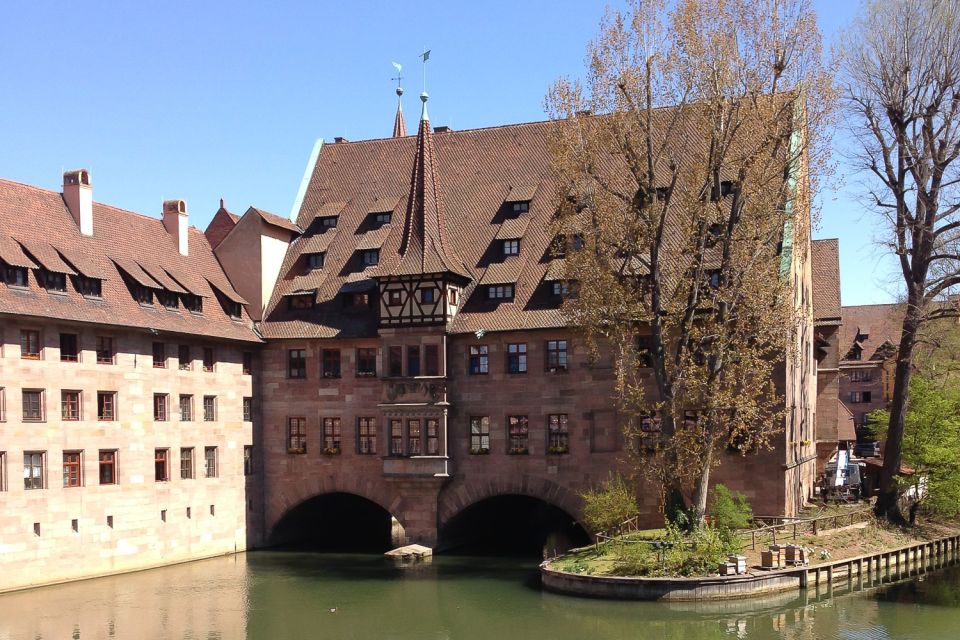 Nuremberg Old Town: Smartphone Scavenger Hunt Sightseeing Tour - Booking and Cancellation