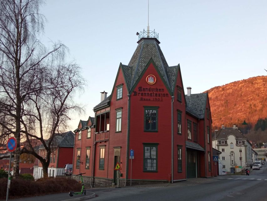 Off the Beaten Track in Bergen: A Self-Guided Audio Tour - Explore Old Sandviken