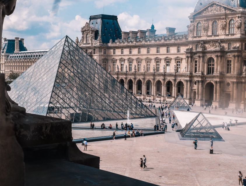 Paris: Guided Louvre Museum Tour With Optional Entry Ticket - Accessibility Considerations