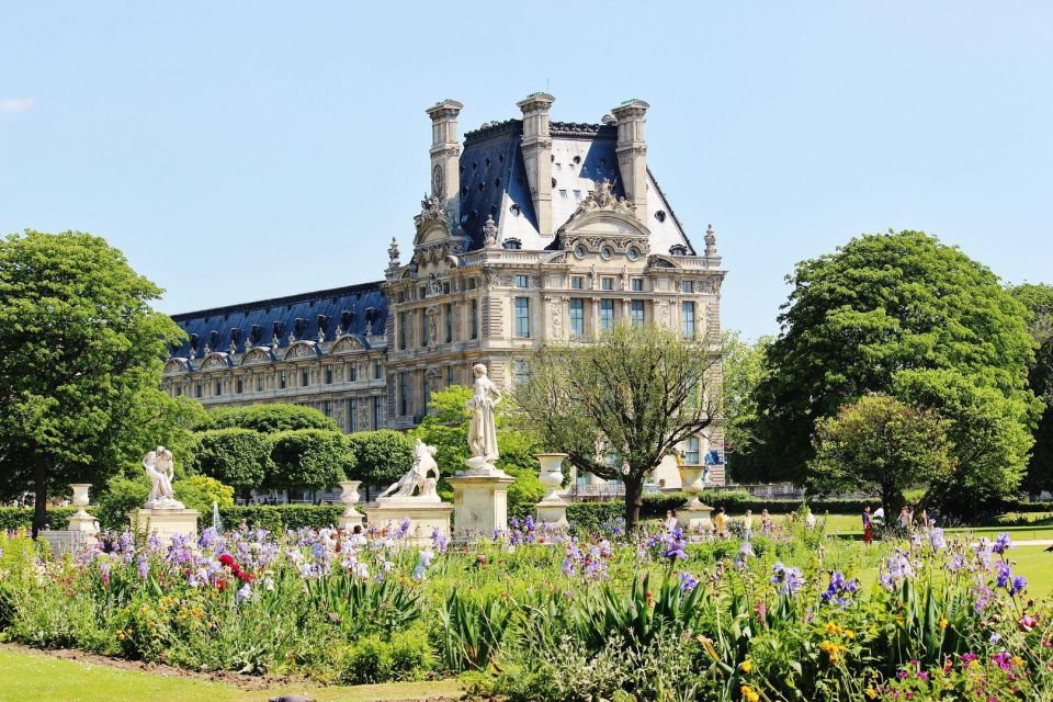 Paris: Palais Royal & Covered Galleries Audio Tour (EN) - Entrance and Visitor Information