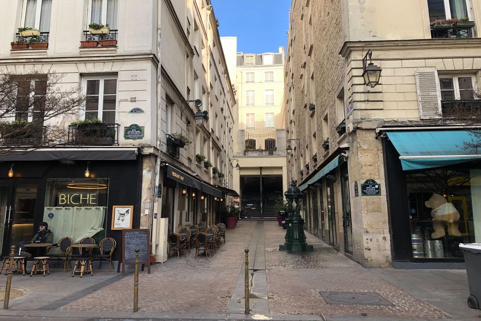 Paris: Pastry and Chocolate Walking Tour With Tastings - History of Pastry Classics