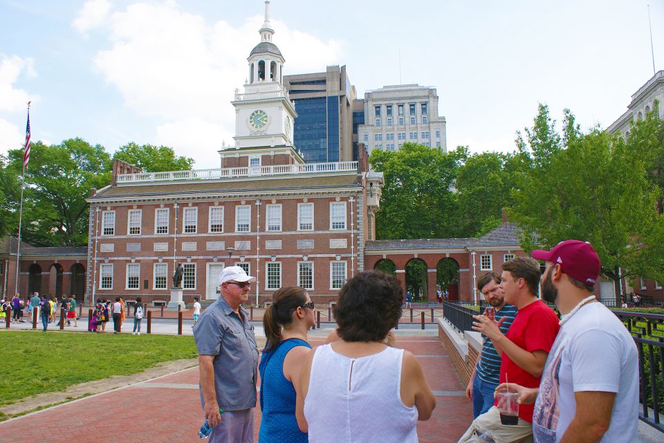 Philadelphia: History, Highlights & Revolution Walking Tour - Logistics and Meeting Point