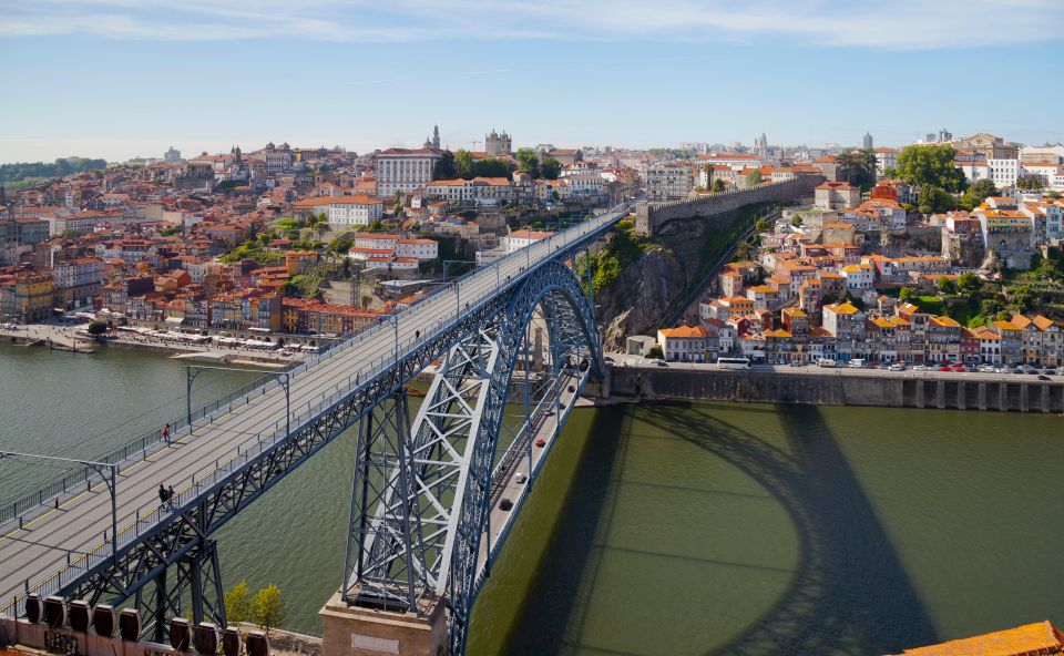 Porto Explorer: a Day-Long Escape From Lisbon - Experiencing Sé Porto and Porto Cathedral