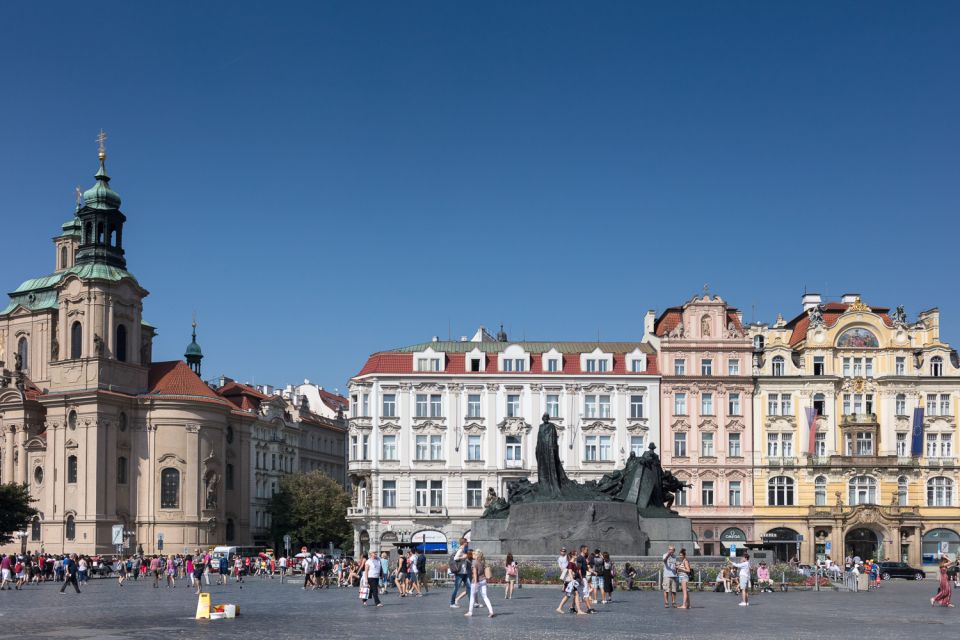 Prague: 4-Hour Segway and Scooter Tour With Lunch and Drinks - Riding Segways