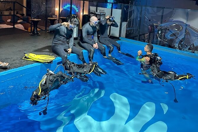 Premium Scuba Experience in Regions Largest Dive Tank - Dubai - Exclusive Private Tour