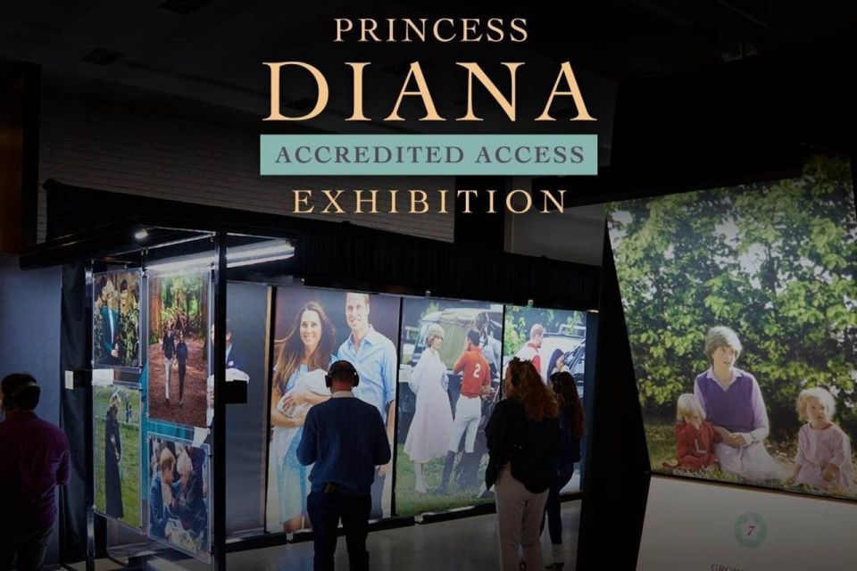 Princess Diana Accredited Exhibition With Afternoon Tea Bus - Afternoon Tea Journey