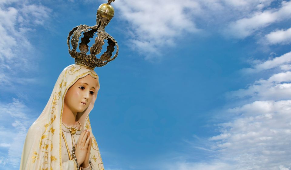 Private 6-Hour Tour of Fatima From Porto With Hotel Pick up - Explore Fatima Sanctuary