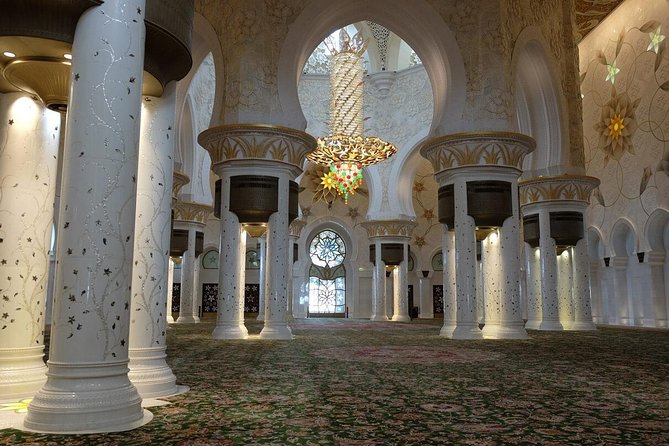 Private Abu Dhabi Sheikh Zayed Mosque With Louver Museum & Emirates Place Tea - Luxury Emirates Palace Experience