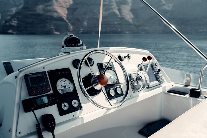 Private Caldera Cruise With Power Catamaran ENJOY Incl. Meal & Drinks - Meal and Drink Options