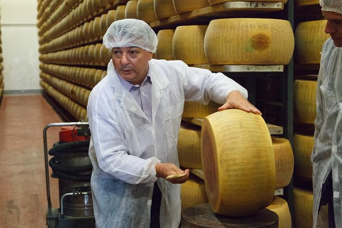 Private Emilia Romagna Food Tour Full Day - Traditional Balsamic Vinegar House