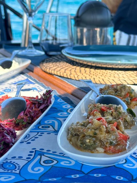 Private Foodies Delight: Greek Traditional Feast Onboard - Personalized Events