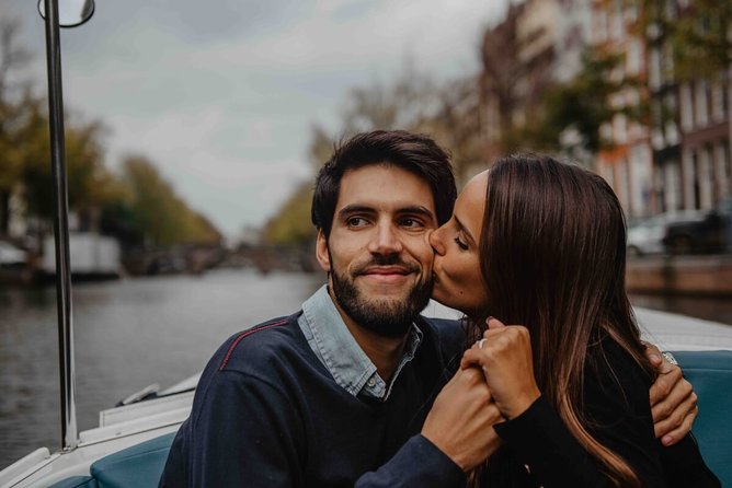 Private Romantic Canal Cruise Amsterdam With Bubbly and Snacks - Historic Guided Tour