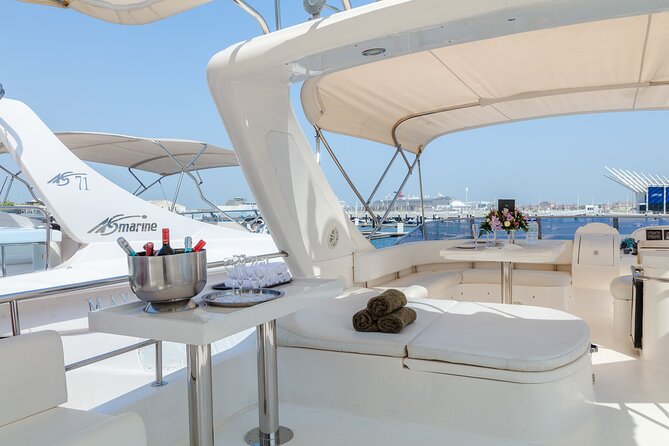 Private Yacht Dubai: Rent 61 Ft Luxury Yacht up to 30 People - Yacht Features