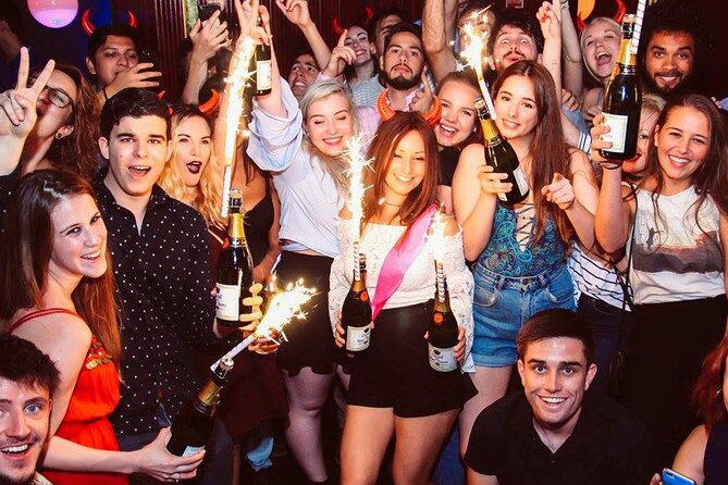 Pub Crawl Barcelona by EVOLVE the BEST Night Experience - What to Expect