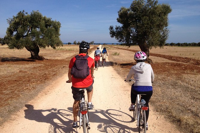 Puglia Bike Tour: Cycling Through the History of Extra Virgin Olive Oil - Meeting and End Points