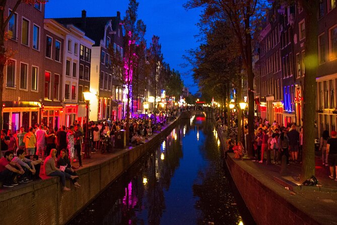 Red Light District Tour by Locals, Small Group or Private (Since 2022!) - Meeting Point and Logistics