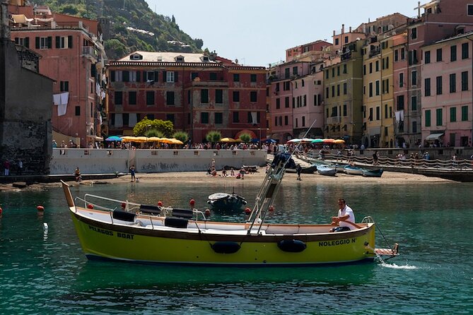 Relaxing Boat Tour With Aperitif in Cinque Terre - Booking Confirmation and Policies