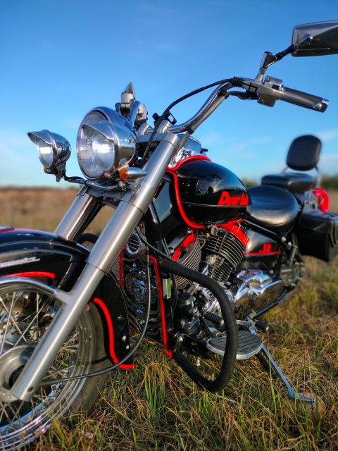 Rent Motorcycle 650cc / 1100cc Custom * Easy Rider Mallorca - Age Restrictions