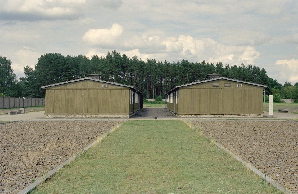 Sachsenhausen Memorial: Walking Tour From Berlin - Important Considerations