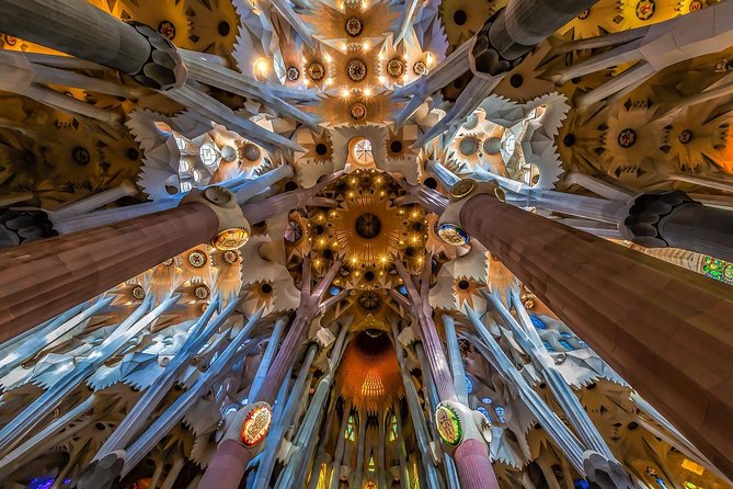 Sagrada Familia & Montserrat Private Tour With Hotel Pick-Up - Tour Schedule and Accessibility