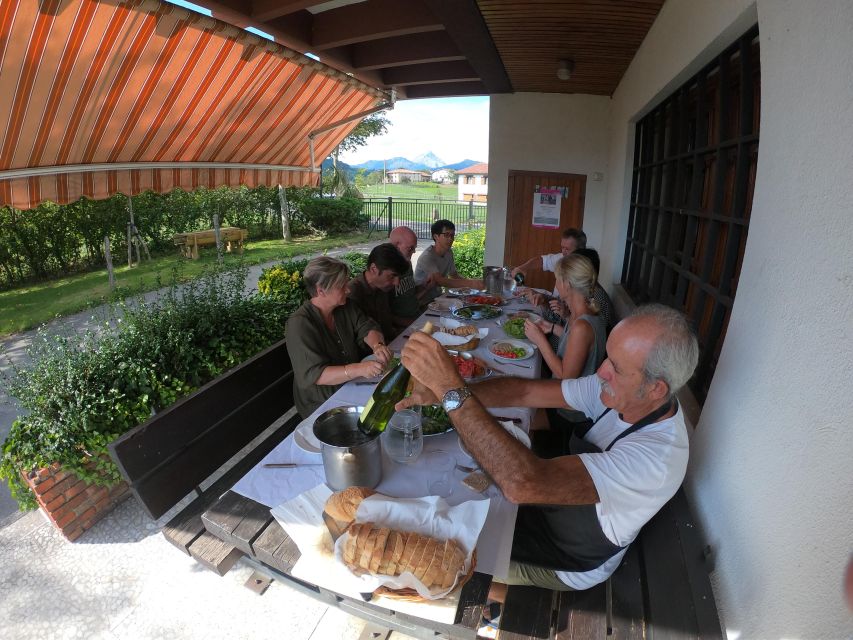 San Sebastián: Basque Country Mountain Bike Exploration - Lunch Experience