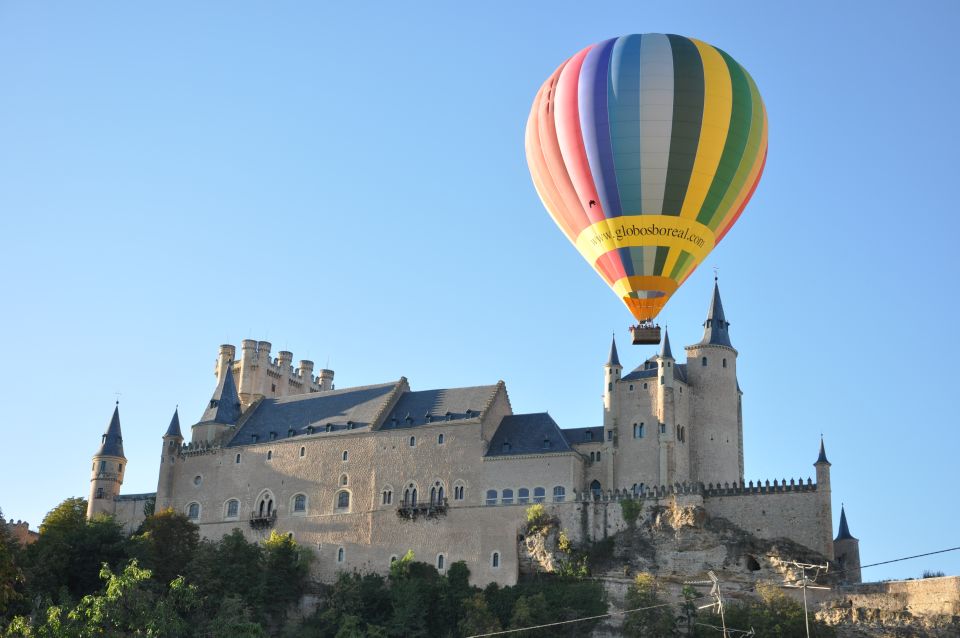 Segovia: Private Balloon Ride for 2 With Cava and Breakfast - Customer Reviews and Ratings