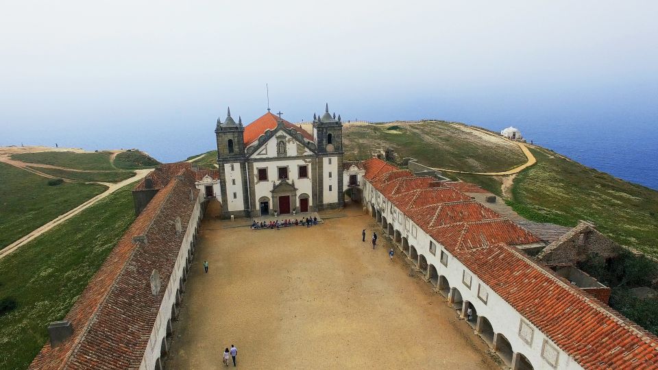 Sesimbra and Arrábida National Park Tour With Wine Tasting - Transportation and Amenities